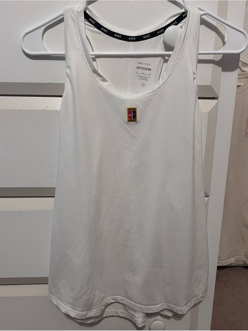 Nike white tennis tank top with NikeCourt logo. Size L